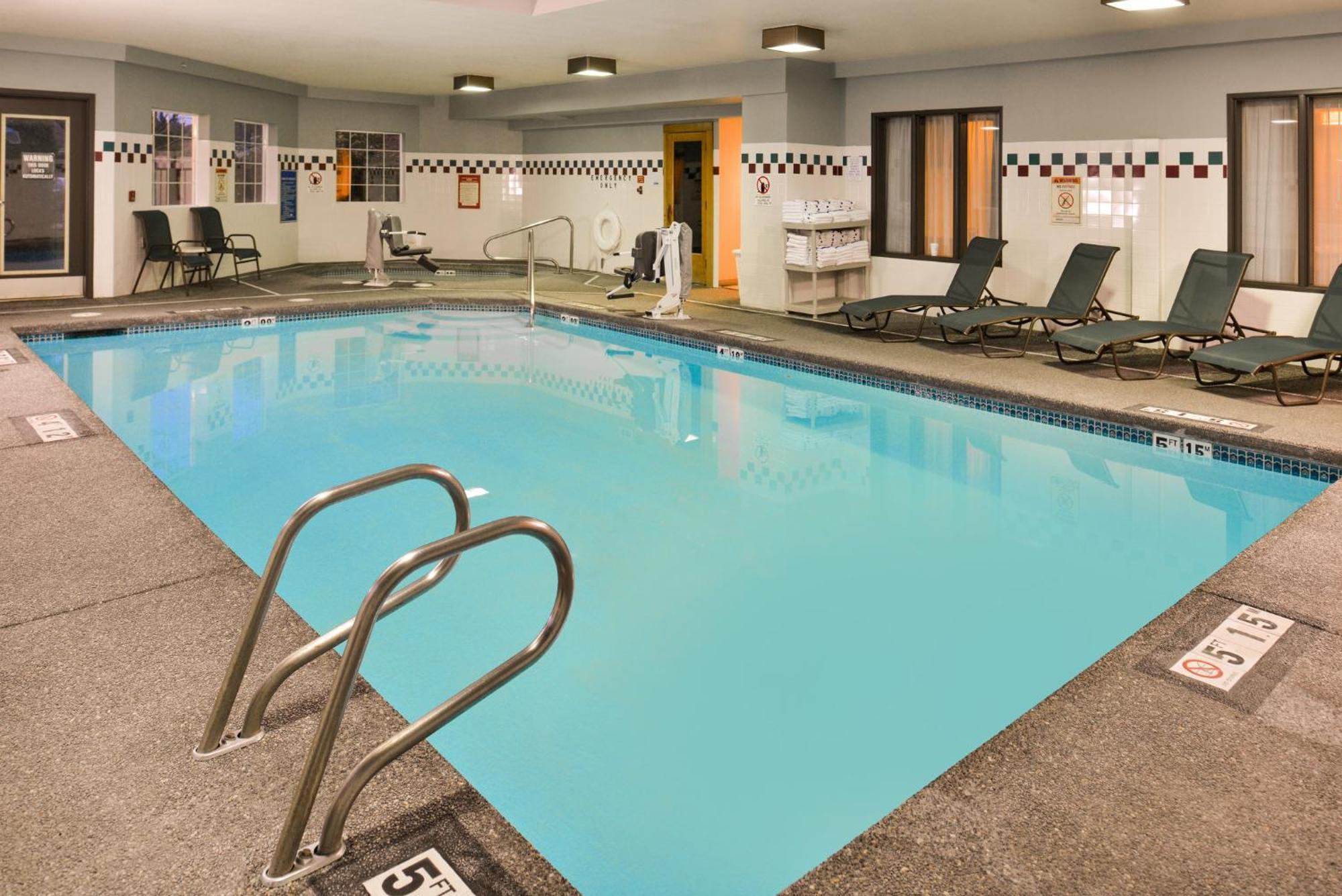Holiday Inn Express Hotel & Suites Portland - Jantzen Beach By Ihg Exteriér fotografie